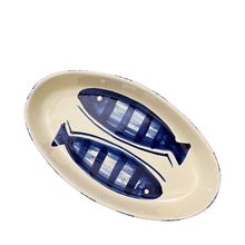 Load image into Gallery viewer, La Pesce Medium Oval Ceramic Serving Dish - LOW STOCK