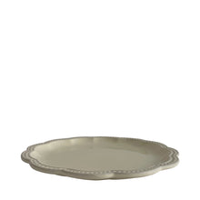 Load image into Gallery viewer, Ponti Ceramic Scalloped Main Plate, Cream - Puglia, Italy