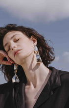 Load image into Gallery viewer, Aloe Vera-Infused Italian Linen Summer Short-Sleeve Shirt, Black