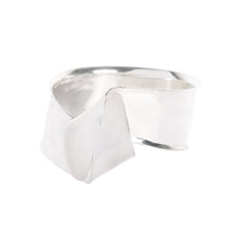 Load image into Gallery viewer, LOUISE OLSEN X ALEX AND TRAHANAS Silver Olive Leaf Bangle - regular fit